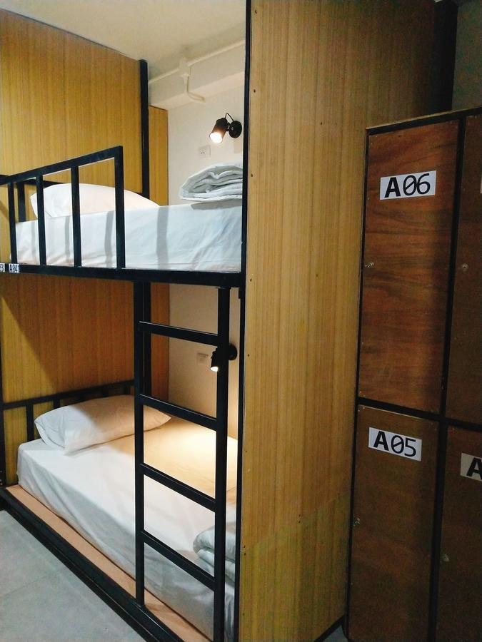 Albergue Cha Cha Cha Pattaya Exterior foto